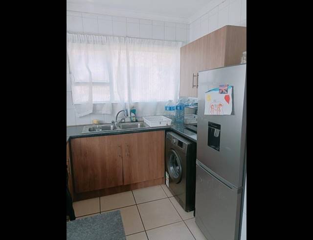 2 BEDROOM PROPERTY TO RENT IN BEDFORDVIEW